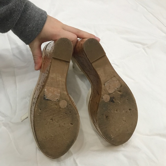 White peep toe wedges - Picture 3 of 6